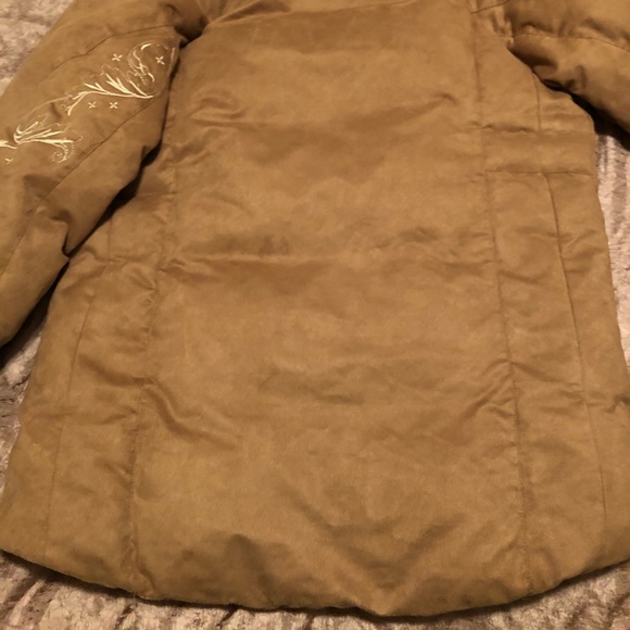 Beautiful Cabela’s Goose Down Winter Coat - Picture 4 of 7